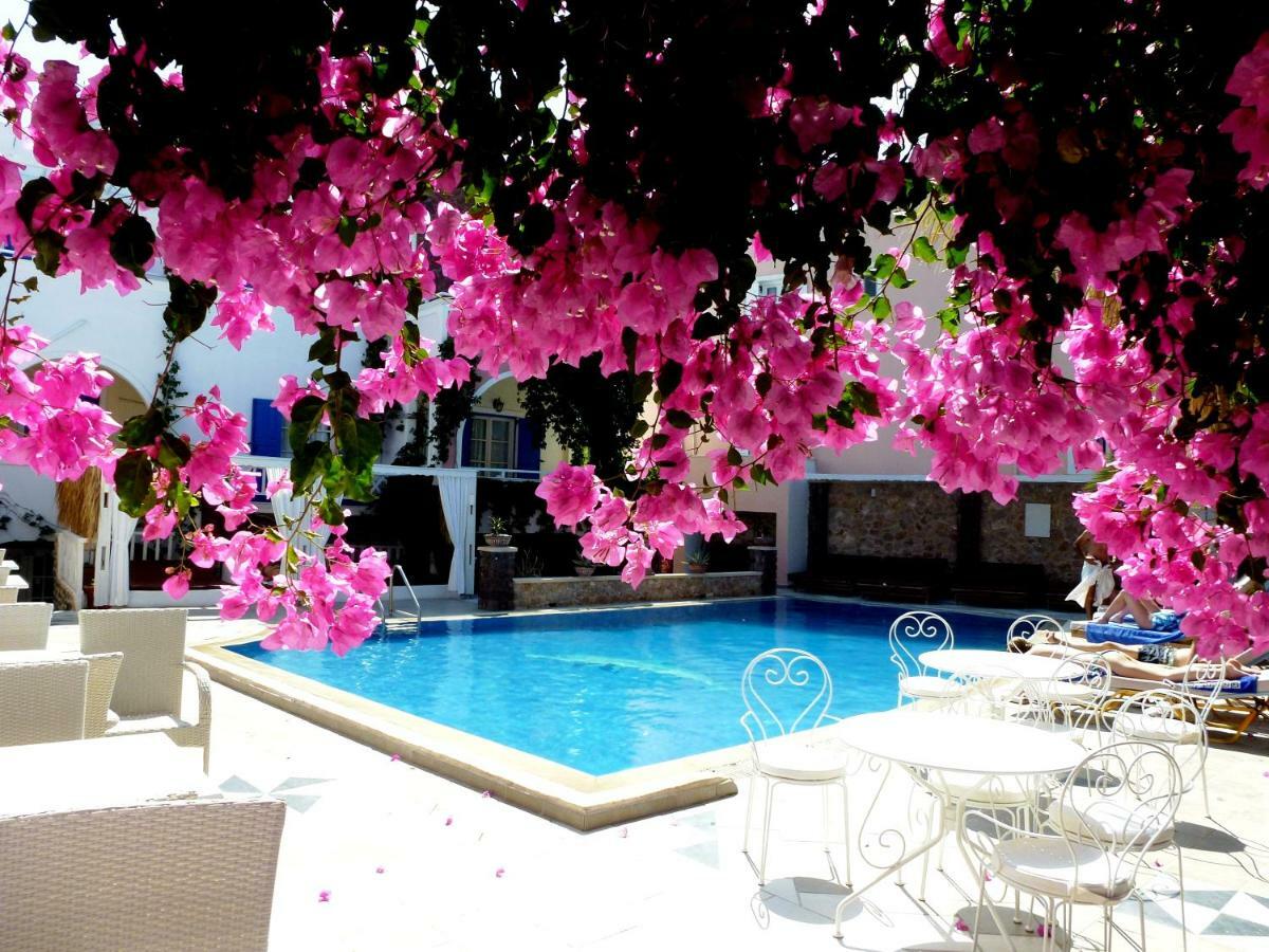 Bougainvillea Suites Kamári 외부 사진
