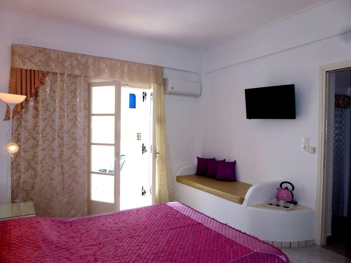 Bougainvillea Suites Kamári 외부 사진